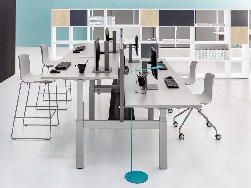 des bureaux réglables pour une meilleure ergonomie du poste de travail à Bordeaux