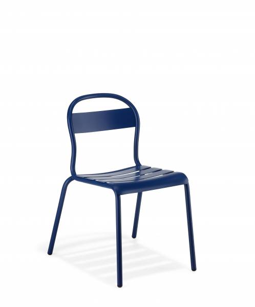 chaise kanpoa bleue